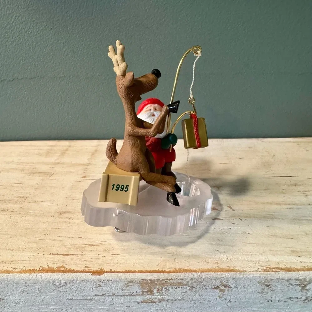 1995 Hallmark Collectors Club Fishing For Fun Clip On Vintage Keepsake Ornament
